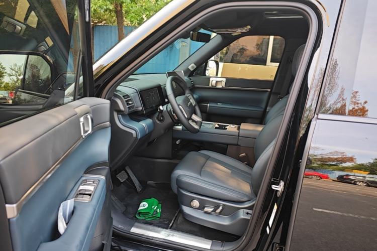 Used Formula Leopard Titanium 7 2025 Model 190 km Four-Wheel Drive Ultra Edition Driver Seat