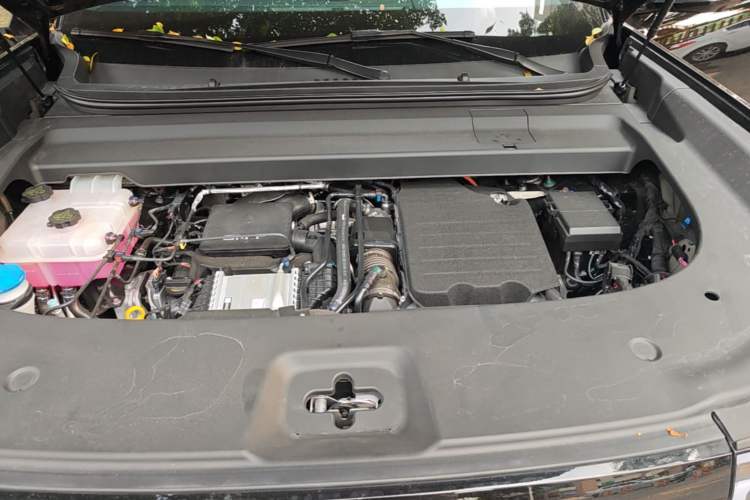 Used Formula Leopard Titanium 7 2025 Model 190 km Four-Wheel Drive Ultra Edition Engine Bay