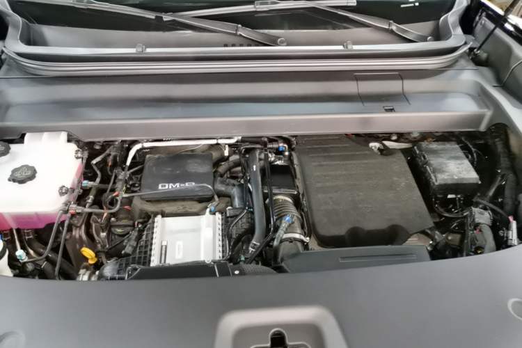 Used Formula Leopard Titanium 7 2025 Model 190 km Four-Wheel Drive Ultra Edition Engine Bay