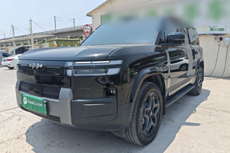 Used Formula Leopard Titanium 7 2025 Model 190 km Four-Wheel Drive Ultra Edition Guazi used car, China used car export, Used car for sale, Used cars, Cheapest cars for sale