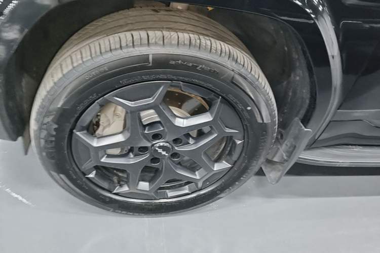Used Formula Leopard Titanium 7 2025 Model 190 km Four-Wheel Drive Ultra Edition Exterior 4