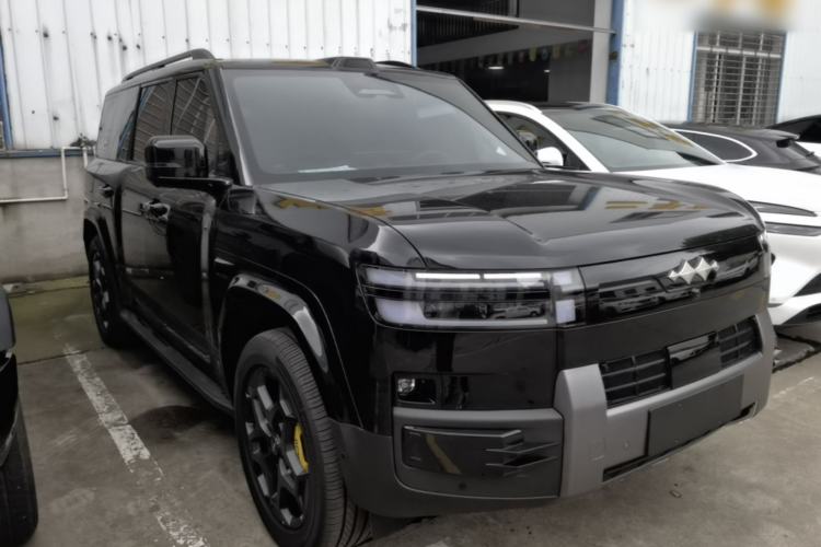 Used Formula Leopard Titanium 7 2025 Model 190 km Four-Wheel Drive Ultra Edition Front Right 45 Deg