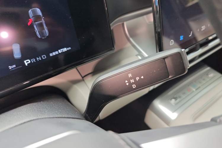 Used Formula Leopard Titanium 7 2025 Model 190 km Four-Wheel Drive Ultra Edition Gear Lever