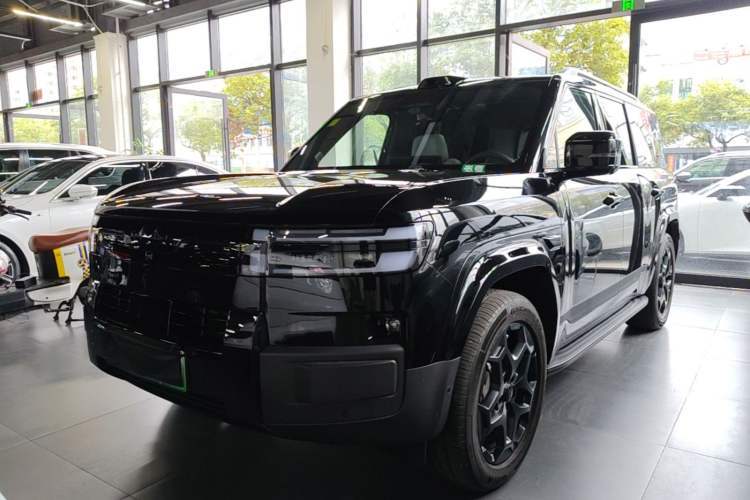 Used Formula Leopard Titanium 7 2025 Model 190 km Four-Wheel Drive Ultra Edition Guazi used car, China used car export, Used car for sale, Used  cars, Cheapest cars for sale