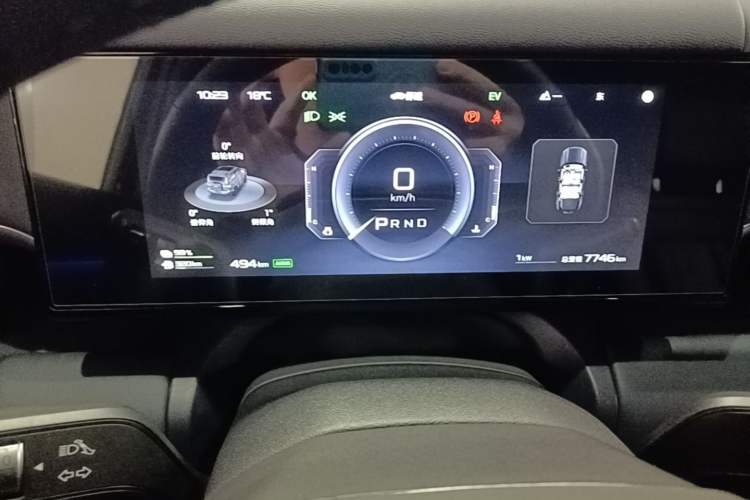 Used Formula Leopard Titanium 7 2025 Model 200 km Two-Wheel Drive Max Edition Instrument Cluster