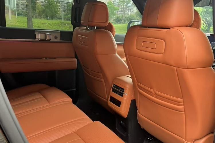 Used Formula Leopard Titanium 7 2025 Model 190 km Four-Wheel Drive Ultra Edition Interior 5