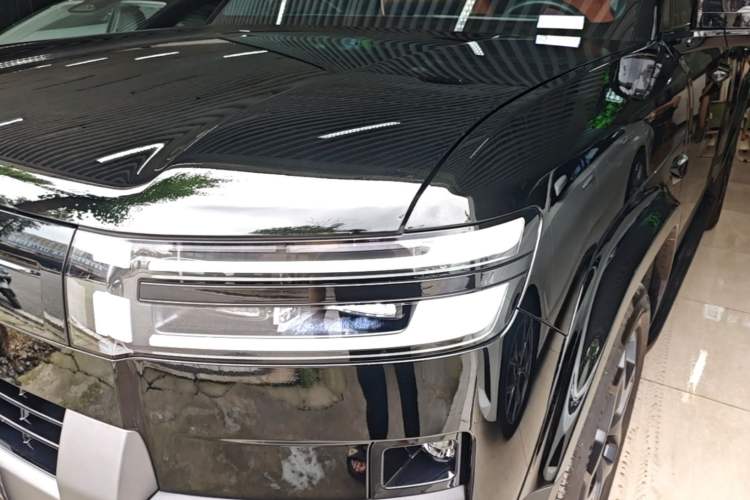 Used Formula Leopard Titanium 7 2025 Model 190 km Four-Wheel Drive Ultra Edition Left Front Headlight