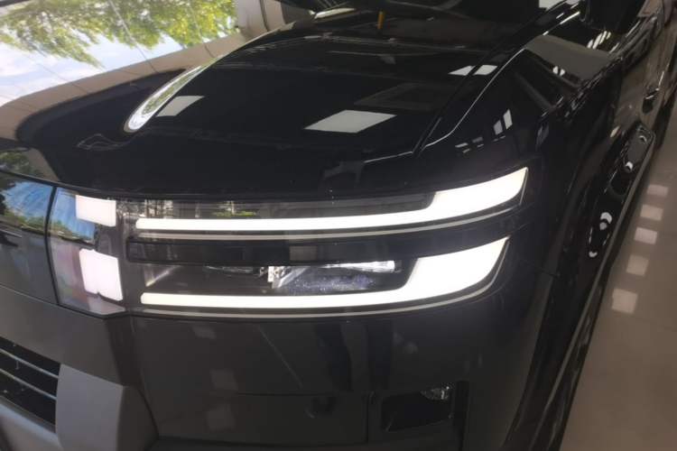 Used Formula Leopard Titanium 7 2025 Model 190 km Four-Wheel Drive Ultra Edition Left Front Headlight