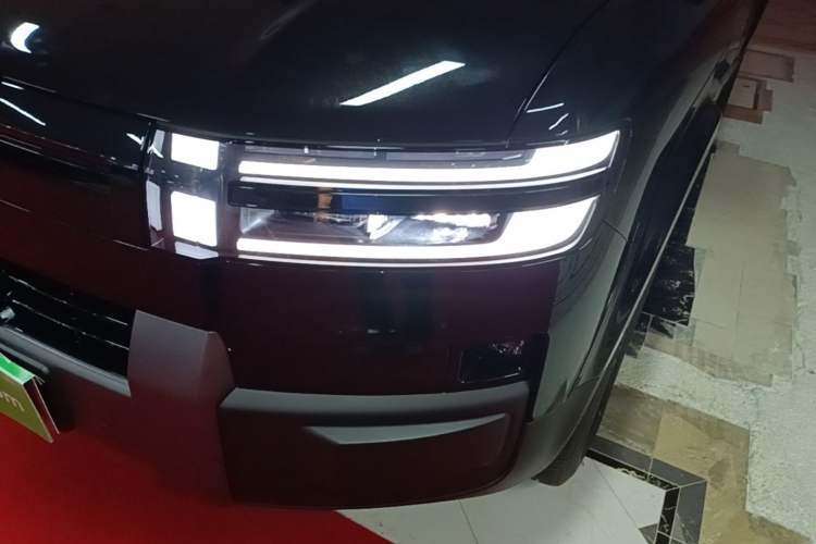 Used Formula Leopard Titanium 7 2025 Model 200 km Two-Wheel Drive Max Edition Left Front Headlight