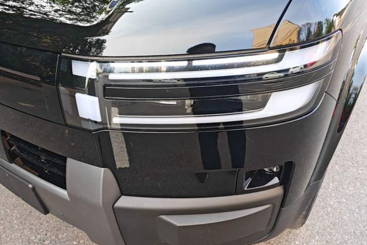 Used Formula Leopard Titanium 7 2025 Model 190 km Four-Wheel Drive Ultra Edition Left Front Headlight