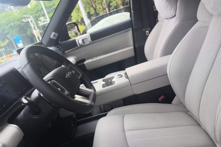 Used Formula Leopard Titanium 7 2025 Model 190 km Four-Wheel Drive Max Edition Left Front Seat