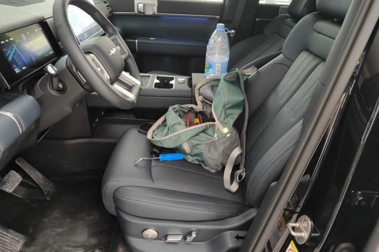 Used Formula Leopard Titanium 7 2025 Model 200 km Two-Wheel Drive Max Edition Left Front Seat