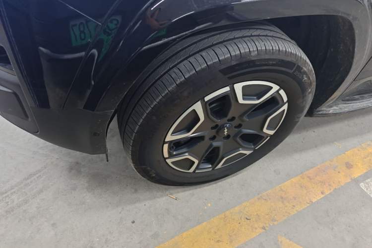 Used Formula Leopard Titanium 7 2025 Model 190 km Four-Wheel Drive Max Edition Left Front Wheel Hub