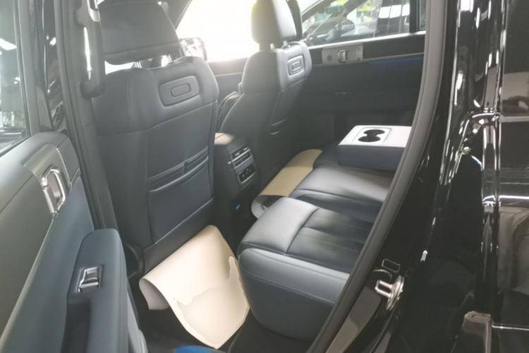 Used Formula Leopard Titanium 7 2025 Model 190 km Four-Wheel Drive Ultra Edition Left Rear Seat