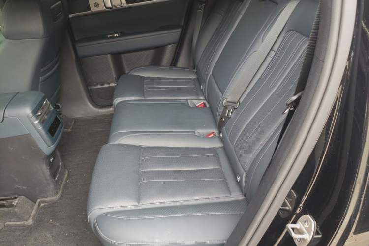 Used Formula Leopard Titanium 7 2025 Model 190 km Four-Wheel Drive Ultra Edition Left Rear Seat