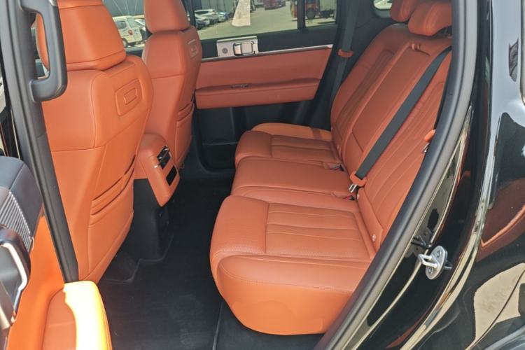Used Formula Leopard Titanium 7 2025 Model 190 km Four-Wheel Drive Ultra Edition Left Rear Seat
