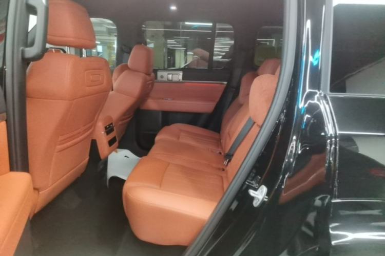 Used Formula Leopard Titanium 7 2025 Model 190 km Four-Wheel Drive Ultra Edition Left Rear Seat