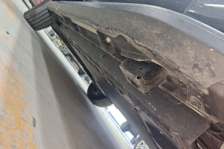 Used Formula Leopard Titanium 7 2025 Model 190 km Four-Wheel Drive Max Edition Left Side Sill
