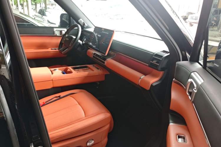 Used Formula Leopard Titanium 7 2025 Model 190 km Four-Wheel Drive Ultra Edition Right Front Seat