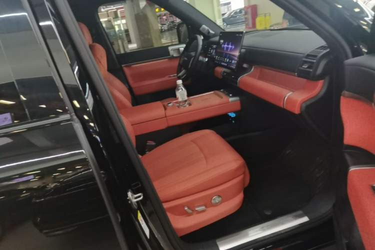 Used Formula Leopard Titanium 7 2025 Model 190 km Four-Wheel Drive Ultra Edition Right Front Seat