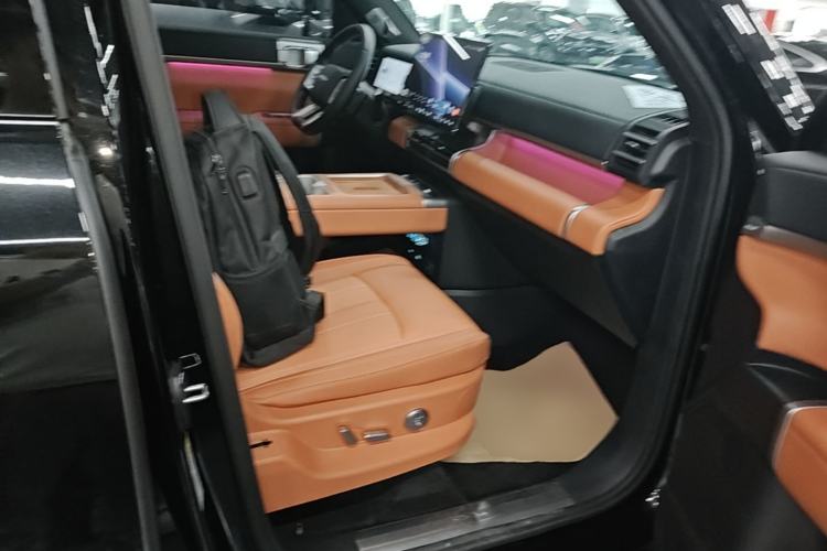 Used Formula Leopard Titanium 7 2025 Model 190 km Four-Wheel Drive Ultra Edition Right Front Seat