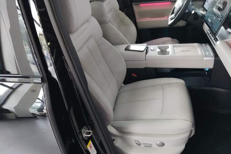 Used Formula Leopard Titanium 7 2025 Model 190 km Four-Wheel Drive Ultra Edition Right Front Seat