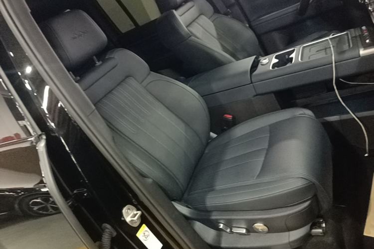 Used Formula Leopard Titanium 7 2025 Model 200 km Two-Wheel Drive Max Edition Right Front Seat