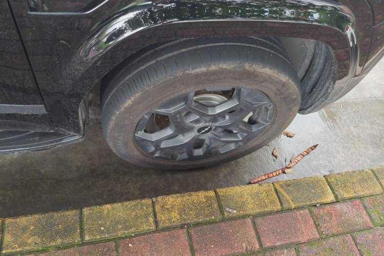 Used Formula Leopard Titanium 7 2025 Model 190 km Four-Wheel Drive Ultra Edition Right Front Wheel Hub