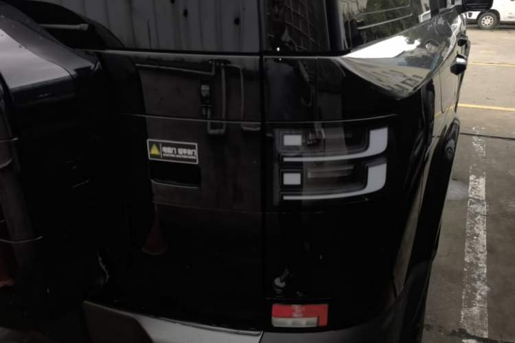 Used Formula Leopard Titanium 7 2025 Model 190 km Four-Wheel Drive Ultra Edition Right Rear Taillight