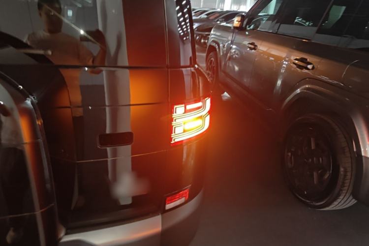 Used Formula Leopard Titanium 7 2025 Model 190 km Four-Wheel Drive Ultra Edition Right Rear Taillight
