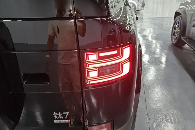 Used Formula Leopard Titanium 7 2025 Model 190 km Four-Wheel Drive Ultra Edition Right Rear Taillight