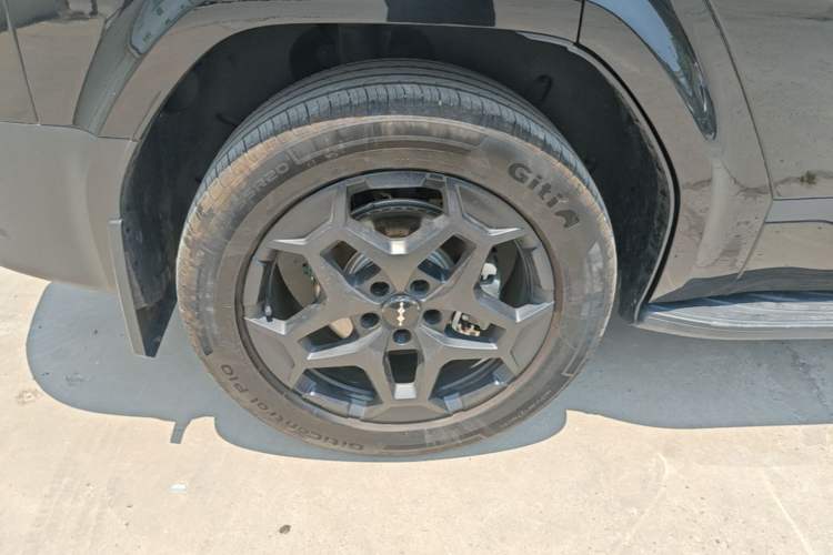 Used Formula Leopard Titanium 7 2025 Model 190 km Four-Wheel Drive Ultra Edition Right Rear Wheel Hub