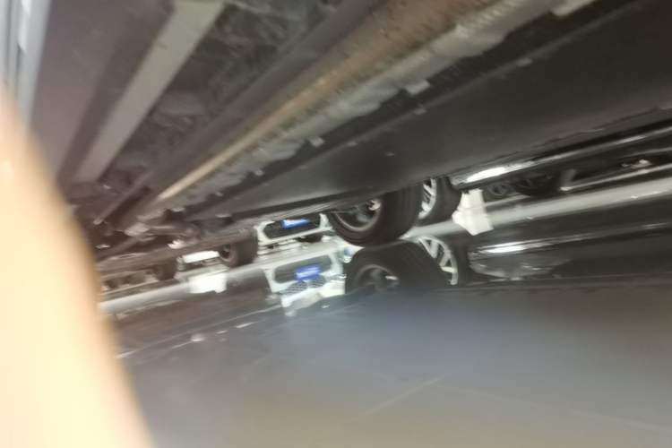 Used Formula Leopard Titanium 7 2025 Model 190 km Four-Wheel Drive Ultra Edition Right Side Sill