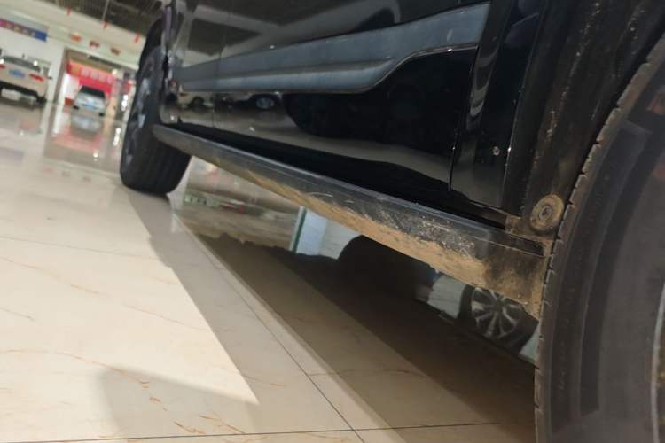 Used Formula Leopard Titanium 7 2025 Model 190 km Four-Wheel Drive Ultra Edition Right Side Sill