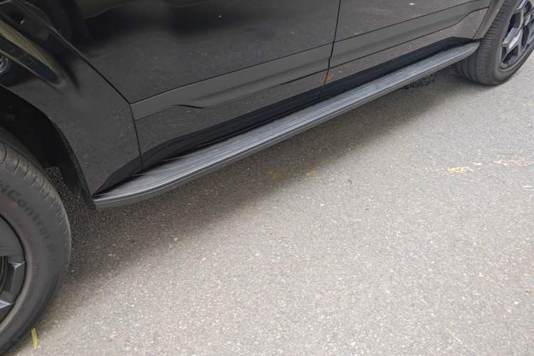 Used Formula Leopard Titanium 7 2025 Model 190 km Four-Wheel Drive Ultra Edition Right Side Sill