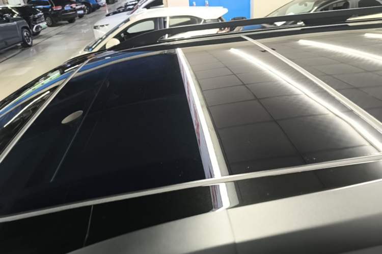 Used Formula Leopard Titanium 7 2025 Model 200 km Two-Wheel Drive Max Edition Roof