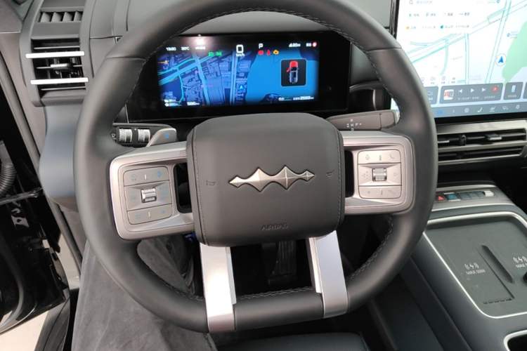 Used Formula Leopard Titanium 7 2025 Model 200 km Two-Wheel Drive Max Edition Steering Wheel