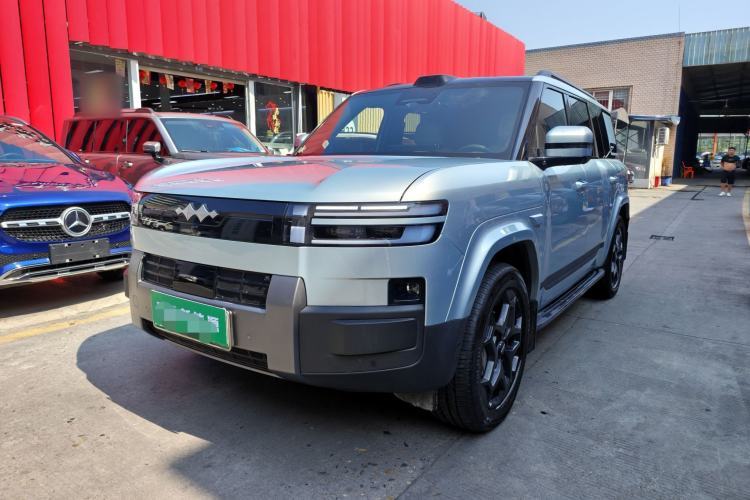 Used Formula Leopard Titanium 7 2025 Model 190 km Four-Wheel Drive Ultra Edition Guazi used car, China used car export, Used car for sale, Used  cars, Cheapest cars for sale