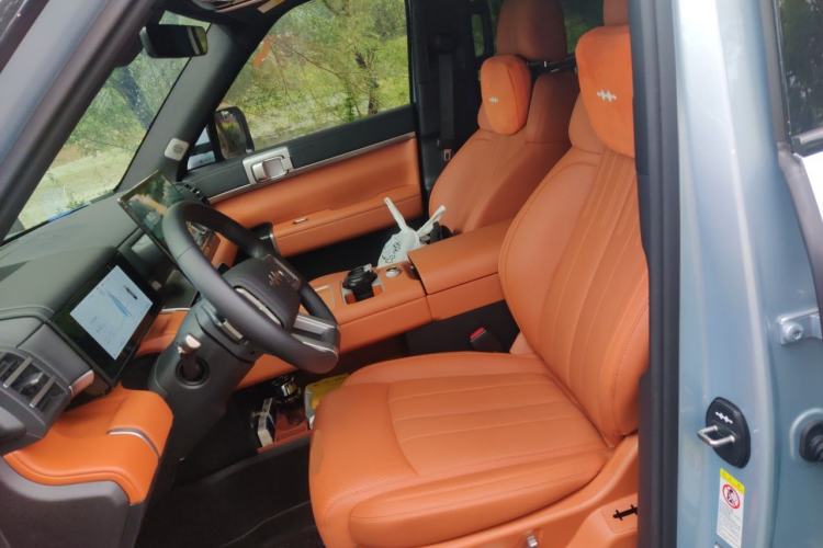 Used Formula Leopard Titanium 7 2025 Model 200 km Two-Wheel Drive Max Edition Left Front Seat