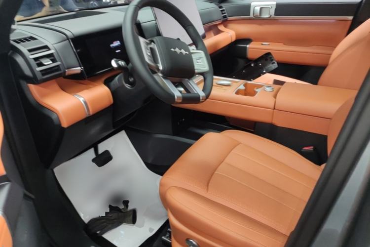 Used Formula Leopard Titanium 7 2025 Model 200 km Two-Wheel Drive Max Edition Left Front Seat