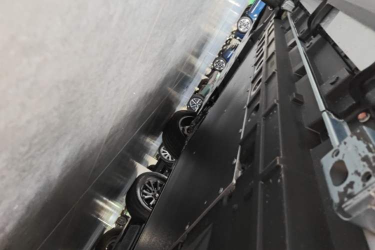 Used Formula Leopard Titanium 7 2025 Model 190 km Four-Wheel Drive Ultra Edition Left Side Sill
