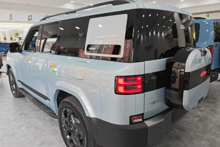 Used Formula Leopard Titanium 7 2025 Model 190 km Four-Wheel Drive Ultra Edition Rear Left 45 Deg