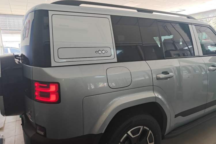Used Formula Leopard Titanium 7 2025 Model 190 km Four-Wheel Drive Ultra Edition Rear Right 45 Deg