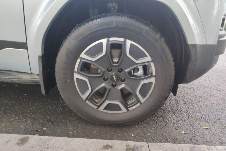 Used Formula Leopard Titanium 7 2025 Model 200 km Two-Wheel Drive Max Edition Right Front Wheel Hub