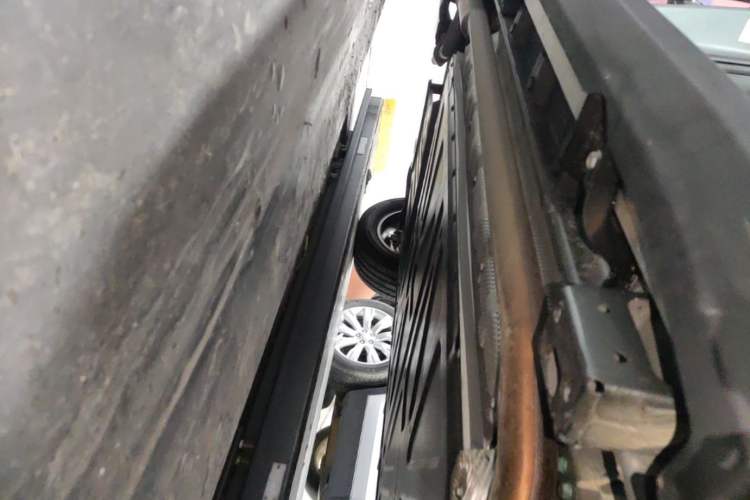 Used Formula Leopard Titanium 7 2025 Model 200 km Two-Wheel Drive Max Edition Right Side Sill