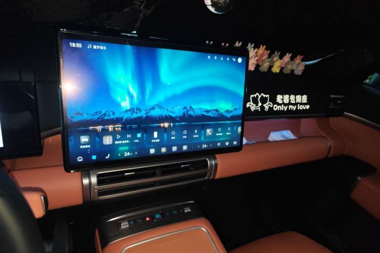 Used Formula Leopard Titanium 7 2025 Model 190 km Four-Wheel Drive Ultra Edition Audio And AC Panel