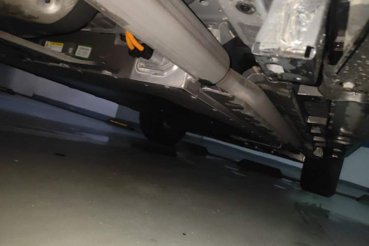 Used Formula Leopard Titanium 7 2025 Model 200 km Two-Wheel Drive Max Edition Chassis Rear Right