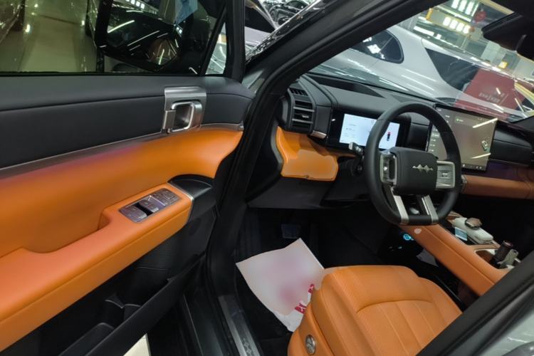 Used Formula Leopard Titanium 7 2025 Model 190 km Four-Wheel Drive Ultra Edition Driver Seat