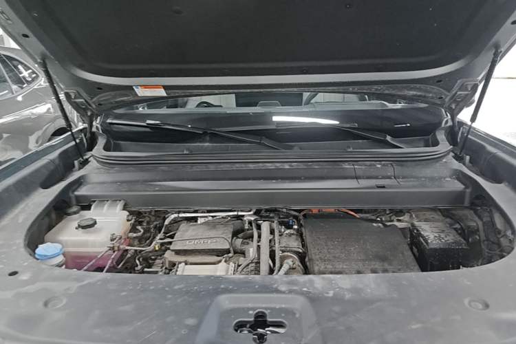 Used Formula Leopard Titanium 7 2025 Model 190 km Four-Wheel Drive Ultra Edition Engine Bay