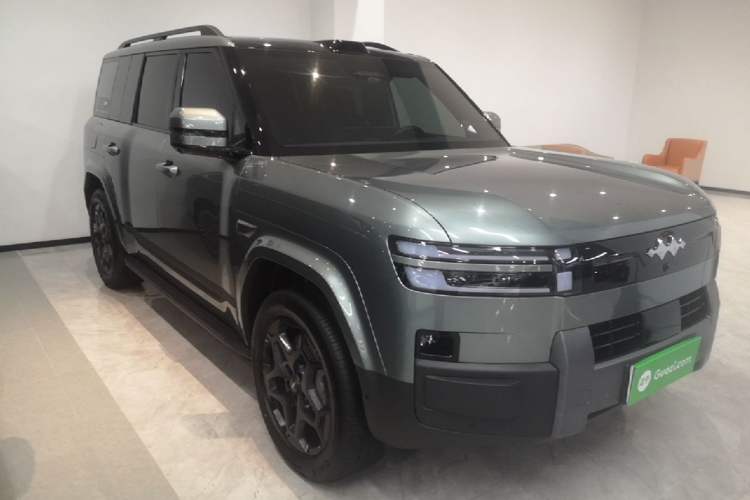 Used Formula Leopard Titanium 7 2025 Model 190 km Four-Wheel Drive Ultra Edition Front Right 45 Deg